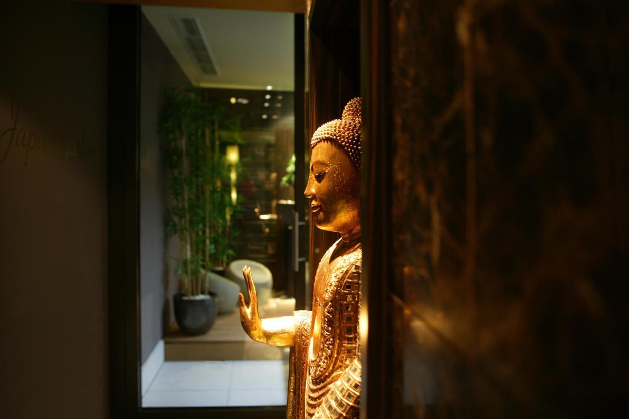 Der Heidehof Conference & Spa Resort ガイマースハイム エクステリア 写真