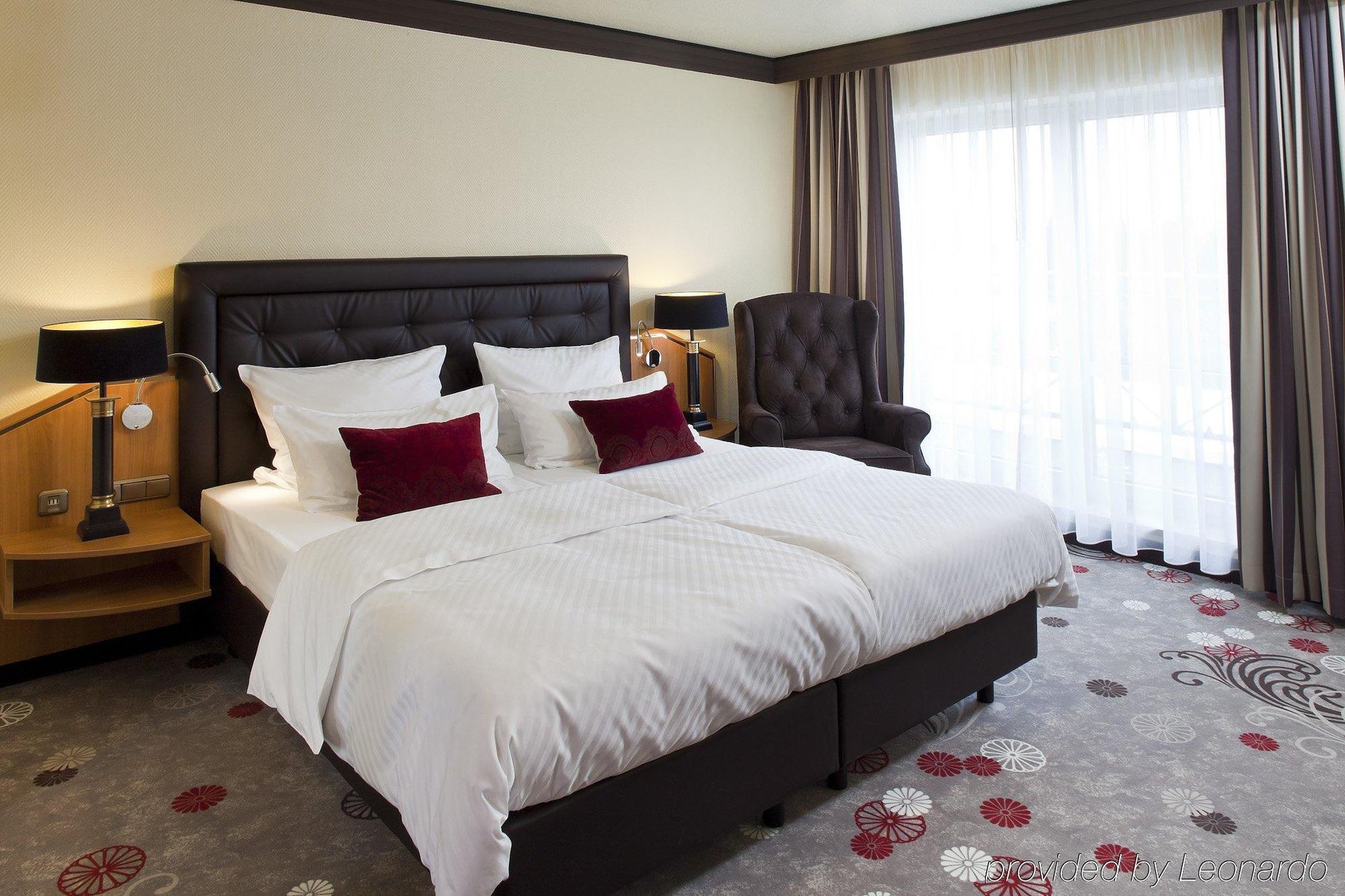 Der Heidehof Conference & Spa Resort ガイマースハイム エクステリア 写真