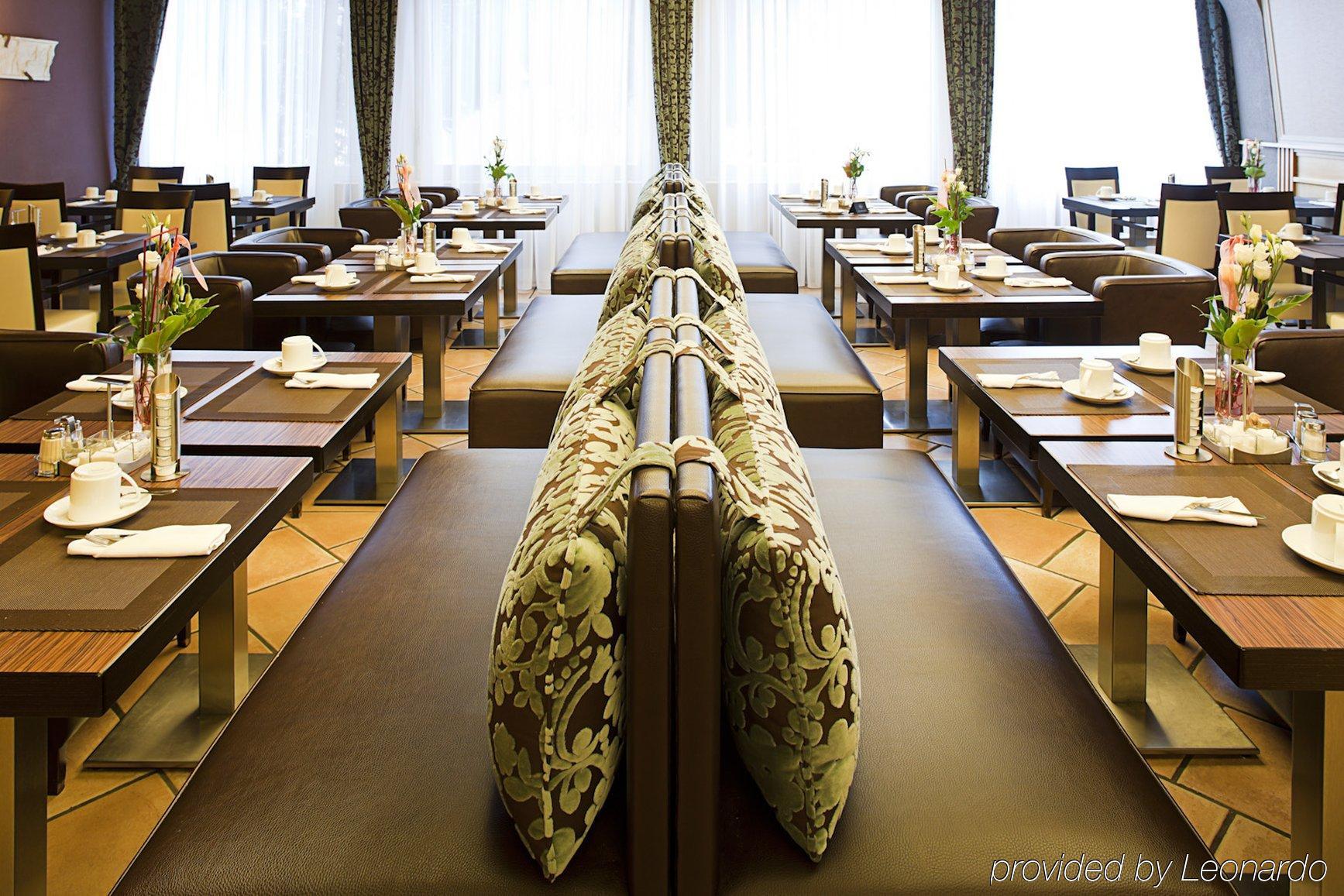 Der Heidehof Conference & Spa Resort ガイマースハイム エクステリア 写真